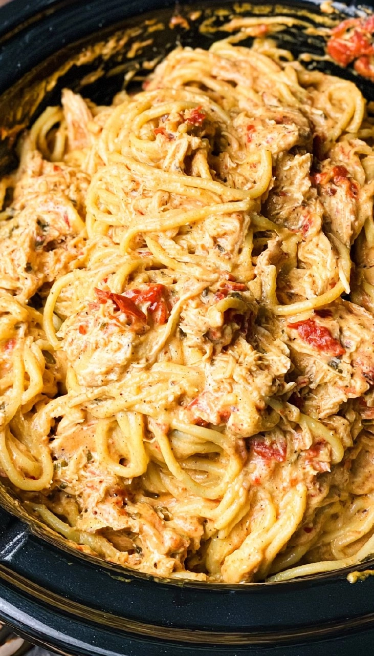 Crockpot Chicken Spaghetti