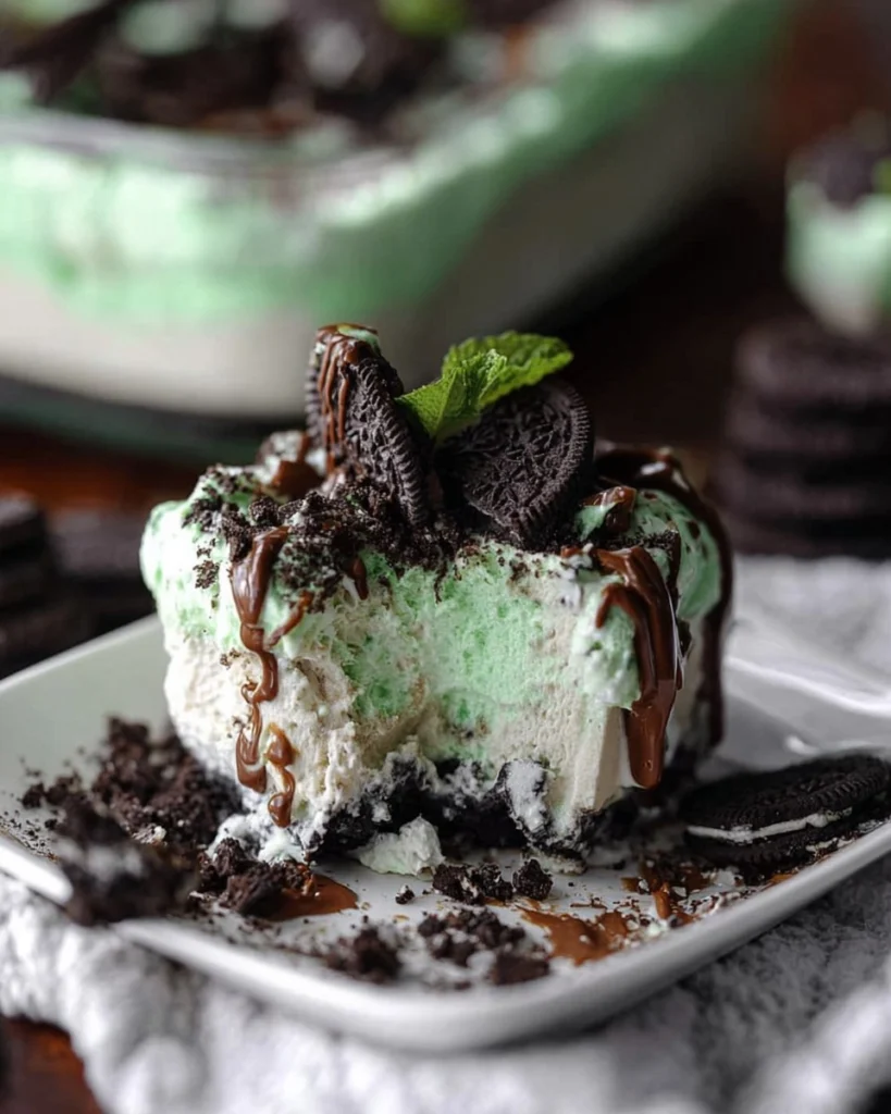 Mint-Oreo-Ice-Cream-Dessert-Recipe