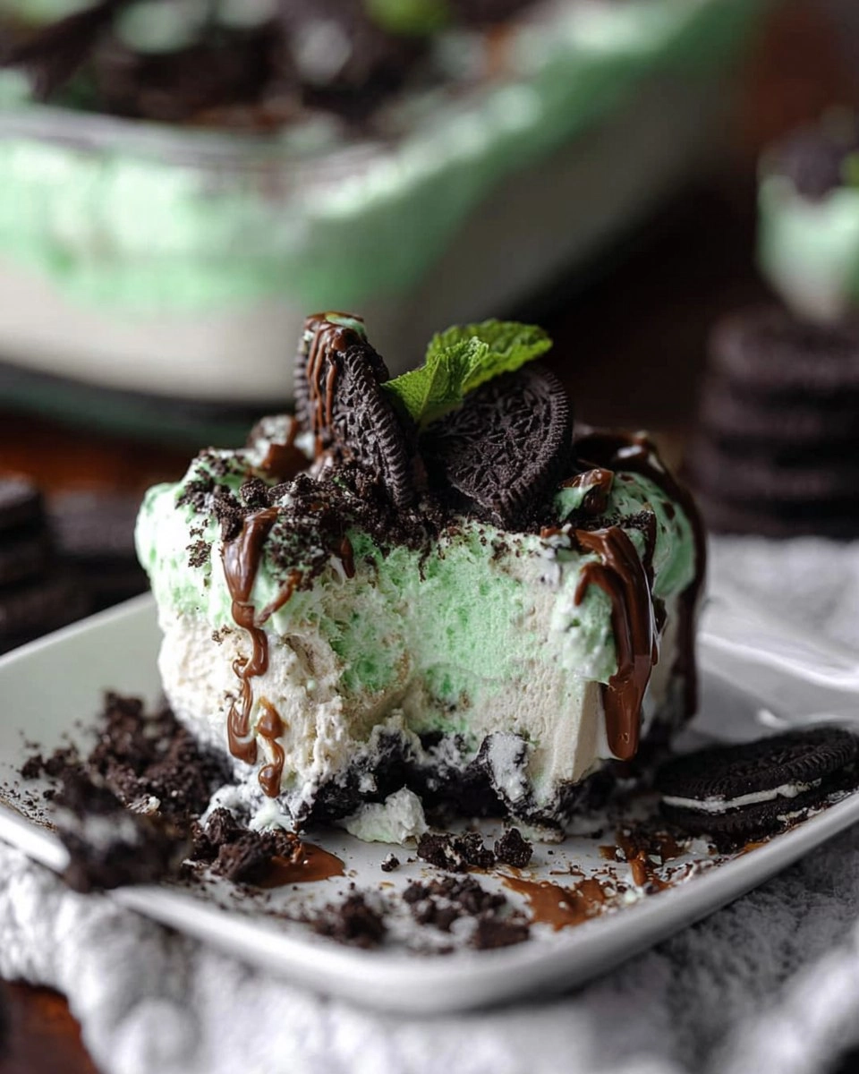Mint-Oreo-Ice-Cream-Dessert-Recipe